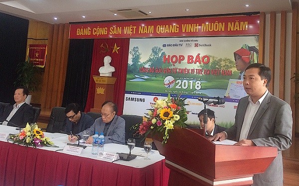 Ông Lê Trọng Minh – Tổng biên tập Báo Đầu tư phát biểu tại buổi họp báo (Ảnh: An Nhiên).