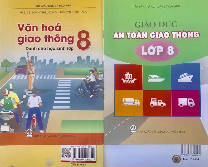 Bộ sách An toàn giao thông lớp 8 (Ảnh: tác giả cung cấp).