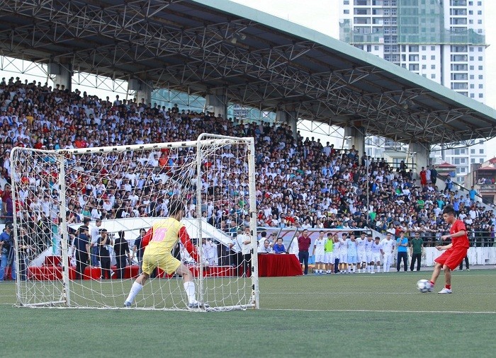 Loạt sút luân lưu đầy gay cấn.