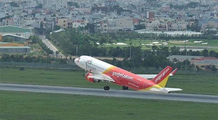 Ngừng khai thác 2 chuyến bay tại Huế vì nguyên nhân thời tiết. Ảnh: Vietjettravel.vn.