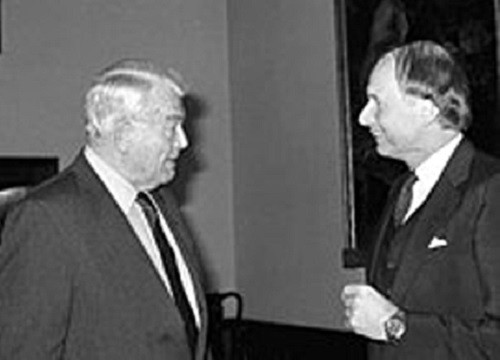 Ông Henri Nanen, bên trái, nhân dịp trao giải thưởng năm 1987 tại Freiburg; 13/10/1996 ông đã từ trần.