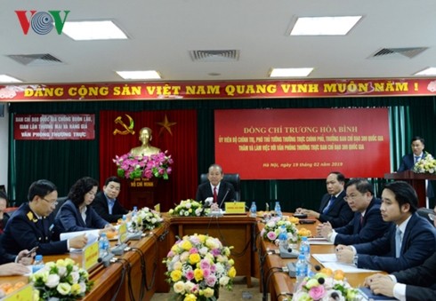 Phó Thủ tướng Trương Hòa Bình làm việc với Ban Chỉ đạo 389 Quốc gia (Ảnh: vov.vn)