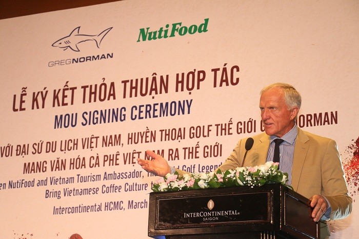 Huyền thoại golf Greg Norman - Đại Sứ Du Lịch Việt Nam nhiệm kỳ 2018-2021.