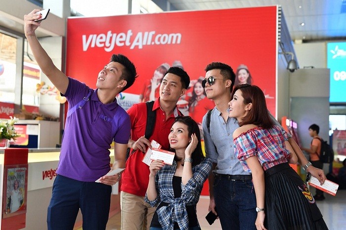 Khách hàng có thể mua trả góp vé máy bay Vietjet cùng HD SAISON.