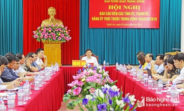 Hội nghị tại điểm cầu Nghệ An.