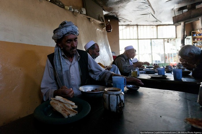 Afghanistan là quốc gia có đa số dân chúng theo đạo Hồi.