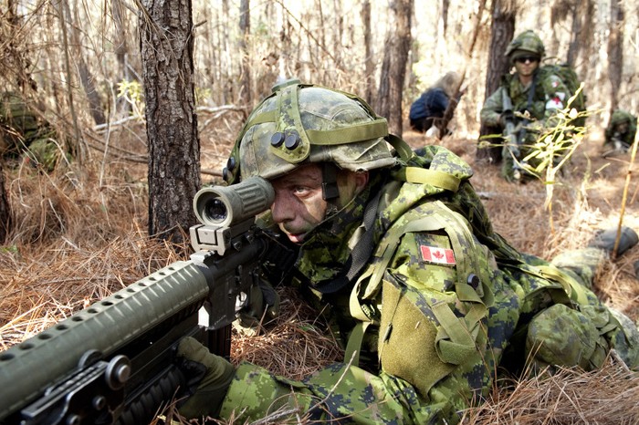 Quân đội Canada tập trận Noble Guerrier