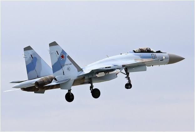 Máy bay chiến đấu Su-35S Nga