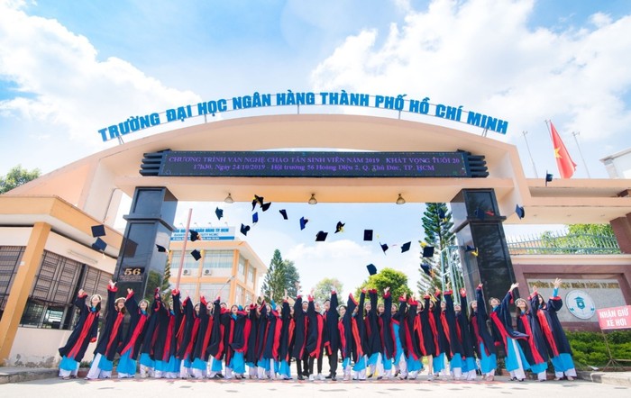 Sinh viên tốt nghiệp từ Đại học Ngân hàng TP HCM. Ảnh- Đại học Ngân hàng TP HCM  .jpeg