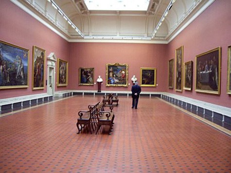 Cửa hàng National Gallery Gift: toàn bộ sách về lịch sử Ireland và nghệ thuật Châu Âu