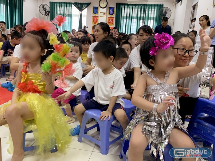 Một năm học mới với nhiều niềm tin và hy vọng cho cả cô và trò tại trung tâm Sao Mai. Ảnh: Tùng Dương.