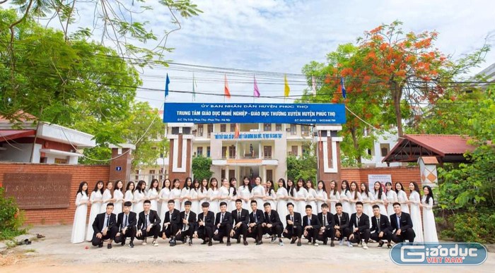 Học sinh Trung tâm Giáo dục nghề nghiệp – Giáo dục thường xuyên huyện Phúc Thọ (Hà Nội). Ảnh: NVCC.