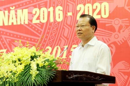 Phó Thủ tướng Vũ Văn Ninh nói rõ, Chính phủ nghiêm cấm huy động người nghèo đóng góp xây dựng nông thôn mới. ảnh: Cổng ĐT Chính phủ.