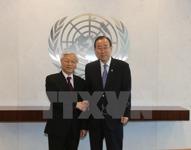 Tổng Thư ký Liên hợp quốc Ban Ki-moon đón Tổng Bí thư Nguyễn Phú Trọng. (Ảnh: Trí Dũng/TTXVN)