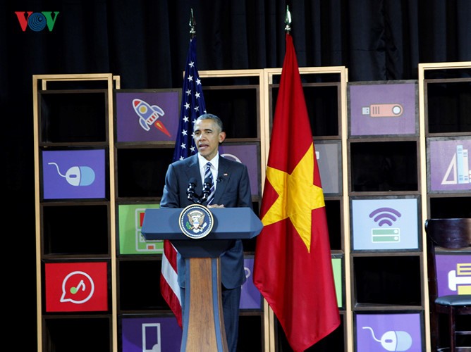 Trong bài phát biểu của mình, Tổng thống Obama cho biết rất ấn tượng về sức mạnh tăng trưởng và tinh thần doanh nhân ở TP.HCM.
