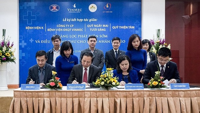 Vingroup hỗ trợ sàng lọc và điều trị ung thư cho người nghèo.