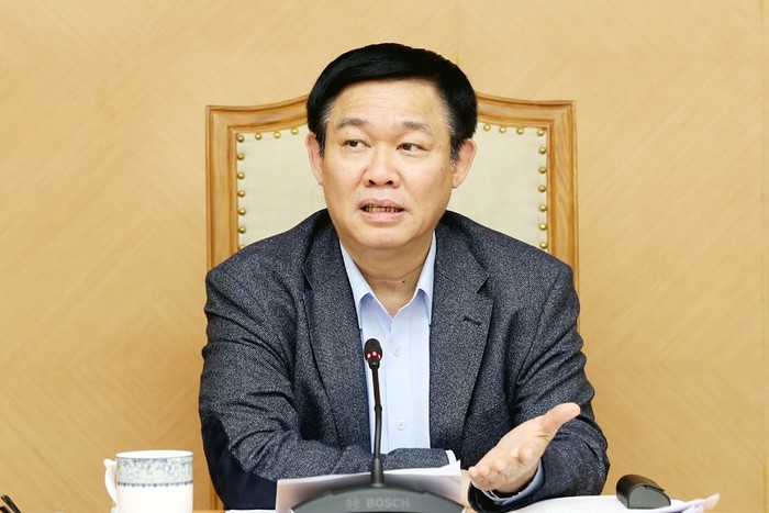 Phó Thủ tướng Vương Đình Huệ yêu cầu: Không được bày thêm thủ tục rắc rối làm chậm cổ phần hóa doanh nghiệp Nhà nước. ảnh: vgp.