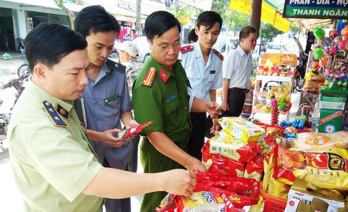 Công tác giám sát an toàn thực phẩm liên tục được tăng cường.