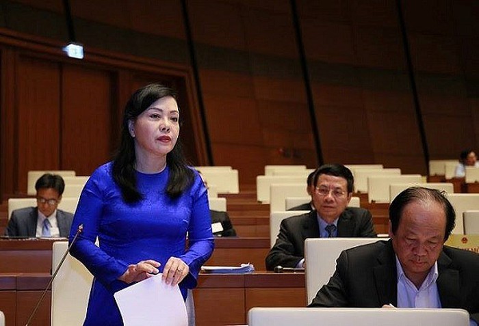 Bộ trưởng Nguyễn Thị Kim Tiến phát biểu tại Quốc hội ngày 27/10.