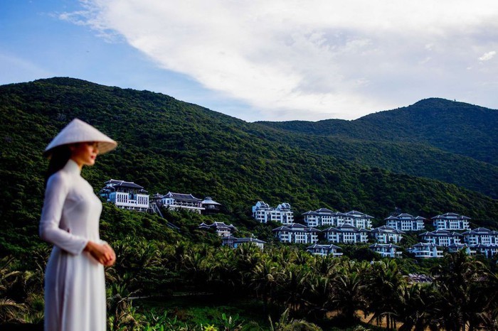 InterContinental Danang Sun Peninsula.