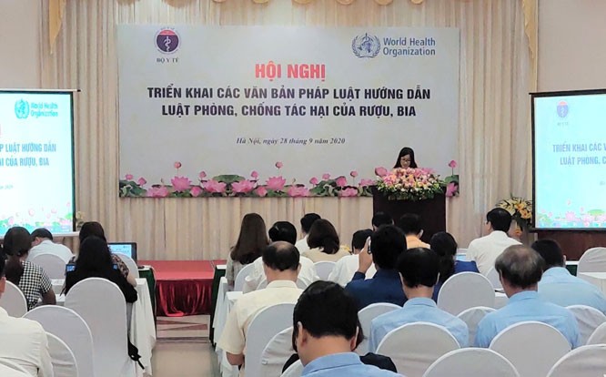 Bộ Y tế triển khai phổ biến luật, đẩy lùi tác hại của rượu bia.