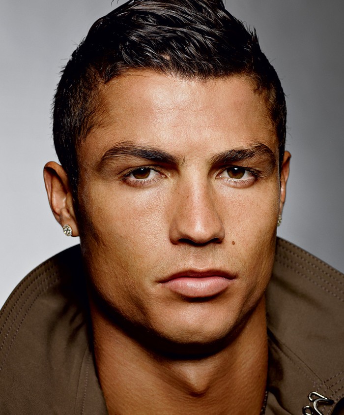 Trò cũ Ronaldo cũng xuất hiện ở bộ sưu tập này. Và anh cho thấy mình ăn ảnh so với các đồng đội thế nào