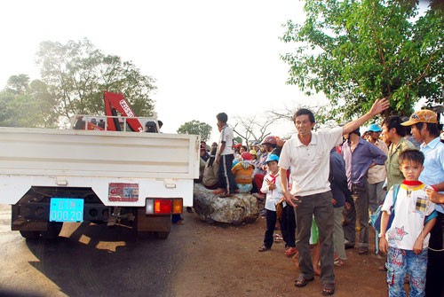 Vụ chính quyền cưỡng chế bất thành 2 hòn đá: Người sưu tầm đá lo lắng ảnh 1