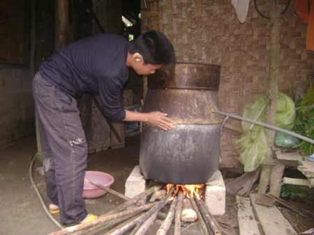 Vượt biên lao động: Cung đường chết, Tin tức trong ngày, vuot bien lao dong kho sai, cung duong chet, vuot bien lam thue, lao dong ngheo, ban lang, thon ngheo, dong con, sang trung quoc, tin tuc, tin nhanh, tin hot, vn