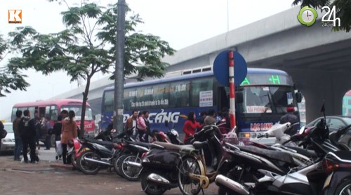 Đường trên cao thành bến xe khách, Tin tức trong ngày, xe khach, vanh dai 3, cau can, bat khach, xe om, tranh gianh, trat tu, nguoc chieu, tai nan, an toan, giao thong