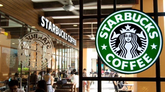 Starbucks là quán cà phê lớn nhất thế giới, với 17.800 quán trên 49 quốc gia.