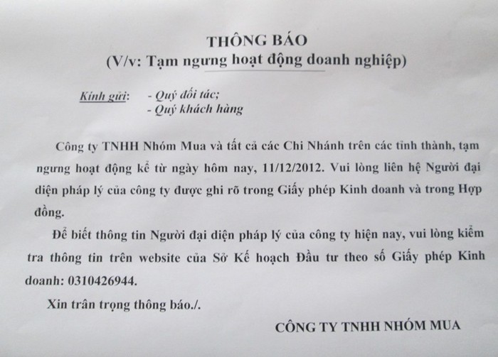 Tuy nhiên, trang web Nhóm mua www.nhommua.com vẫn hoạt động bình thường và không có dòng thông báo nào về việc tạm ngưng đóng cửa. Tuy nhiên, khi khách hàng liên lạc theo đến số điện thoại trong voucher để kiểm tra thông tin sản phẩm thì không có tín hiệu kết nối.