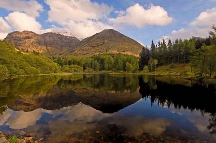 Vẻ đẹp tráng lệ của thung lũng Glen Coe.