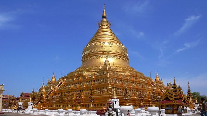 Khu di tích đền Bagan của Myanmar trải rộng 41 km, bao gồm rất nhiều công trình mang tính tâm linh được xây dựng cách đây gần 10 thế kỷ, khi triều đại phong kiến đầu tiên của Myanmar đóng đô tại đây vinh dự xếp ở vị trí 98.