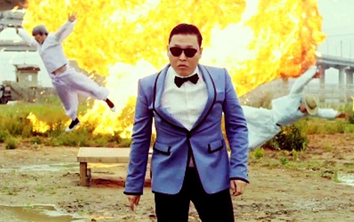 Tóm lại, có thể hiểu rằng: khi lượng xem của clip Gangnam Style do ca sĩ Hàn Quốc PSY thể hiện trên kênh Youtube đạt 1 tỷ lượt, tương đương với 9 chữ số 0 thì Trái đất này sẽ diệt vong. Những dự đoán trên được không ít người tin tưởng vì cho rằng, nhà tiên tri nổi danh này đã “tiên đoán” chính xác nhiều sự kiện trong lịch sử, trong đó có các “sấm truyền” nổi bật về hoàng đế Napoleon, vua Henry II của Pháp…