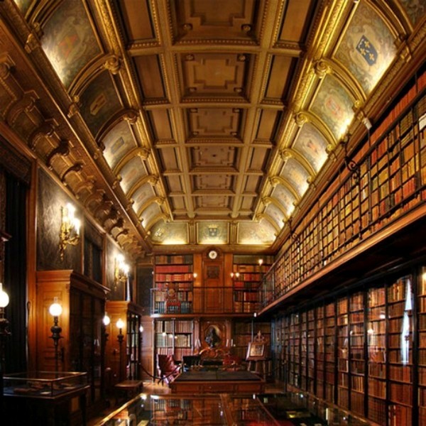 Thư viện Lâu đài Chantilly, Pháp. Ảnh: The Best Colleges.