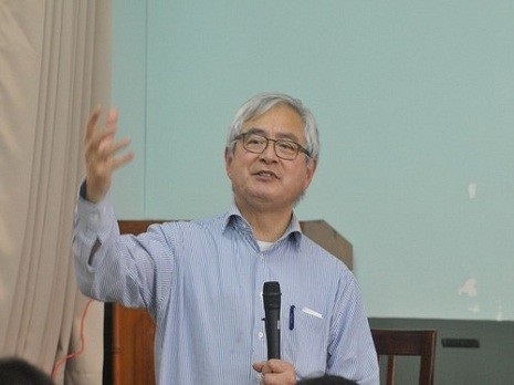 GS - TS Frank Go: “Các bạn phải kiểm soát được vận mệnh của mình. Nếu không, người khác sẽ kiểm soát cuộc đời bạn và bạn sẽ không bao giờ thành công được”