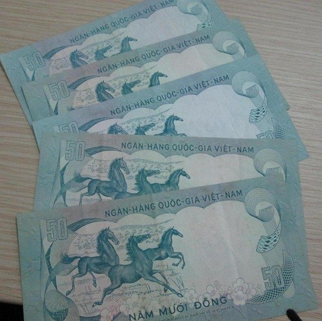 Tờ tiền 50 đồng in hình ngựa của Việt Nam có giá 70.000 - 80.000 đồng/tờ.