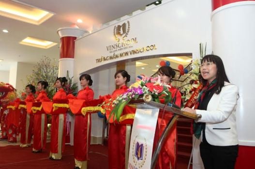 Bà Lê Mai Lan phát biểu khai mạc chương trình.