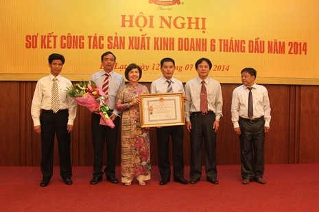 Hội nghị sơ kết hoạt động sản xuất kinh doanh 6 tháng đầu năm của Tổng công ty cổ phần Bia – Rượu – Nước giải khát Hà Nội.