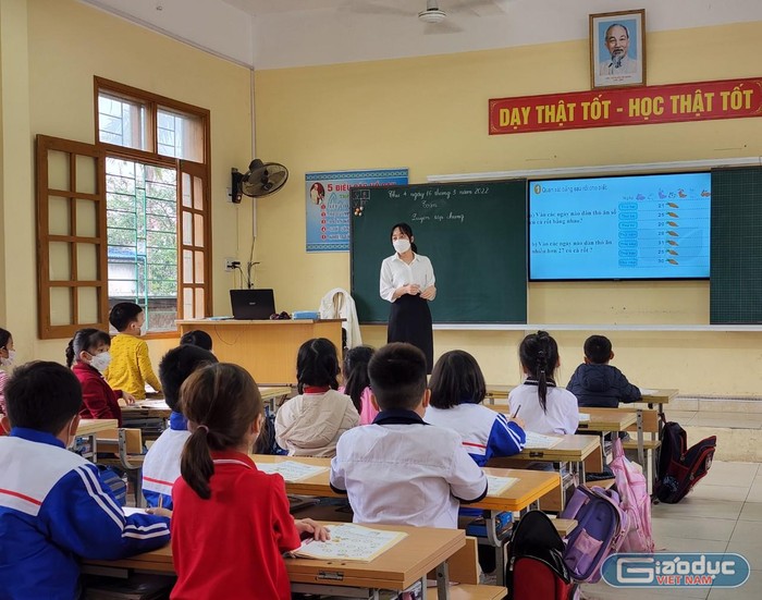 Số lượng học sinh học trực tiếp của Trường Tiểu học Quang Thanh tính đến sáng ngày 16/3 là 94% (Ảnh: Phạm Linh)