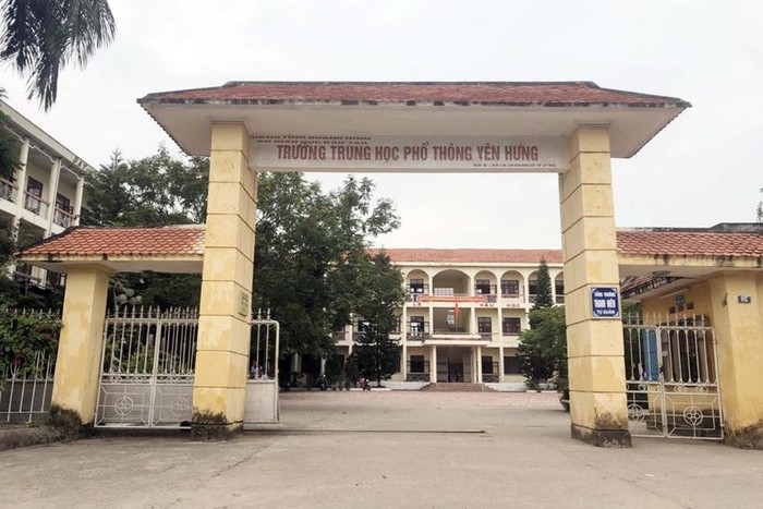 7 học sinh Trường trung học phổ thông Yên Hưng phải đến trung tâm y tế kiểm tra sức khoẻ khi có biểu hiện chóng mặt, nôn nghi do hút thuốc lá điện tử (Ảnh minh hoạ: internet)