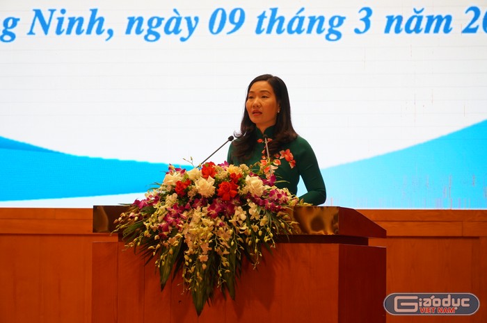 Phó Chủ tịch Uỷ ban nhân dân tỉnh Quảng Ninh nhấn mạnh, công tác khuyến học, khuyến tài, xây dựng “xã hội học tập” góp phần quan trọng giúp công tác giáo dục và đào tạo của tỉnh có bước phát triển mới (Ảnh: Phạm Linh)