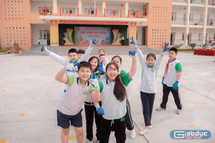 Năm học 2022 - 2023, đội ngũ cán bộ quản lý, giáo viên và học sinh Quảng Ninh đã triển khai tốt nhiệm vụ giáo dục - đào tạo và đạt nhiều kết quả quan trọng (Ảnh: PL)
