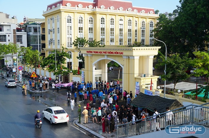 Thành phố Hạ Long chú trọng đầu tư cơ sở vật chất, đội ngũ giáo viên (Ảnh: Phạm Linh)