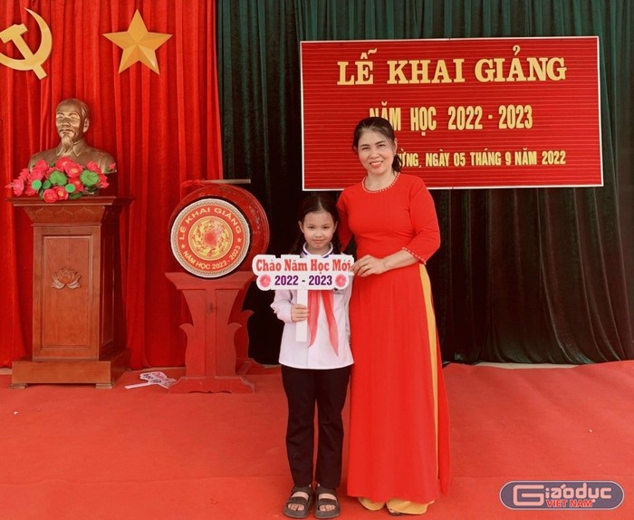 Cô giáo Lê Thị Loan mong muốn giáo viên luân chuyển nhận được sự quan tâm, hỗ trợ để có động lực công tác (Ảnh: NVCC)