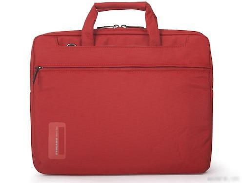 Túi laptop bằng vải: Với loại túi đựng laptop bằng chất liệu vải mềm mại sẽ tạo dáng vẻ trẻ trung và tri thức. Mẫu thiết kế hình chữ nhật nằm ngang.