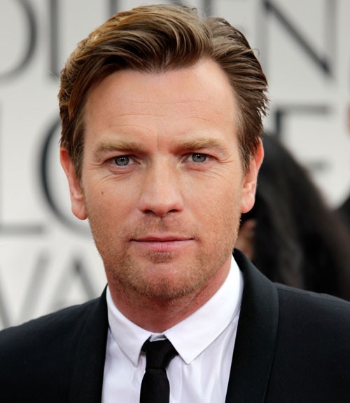 6. Mái tóc đẹp nhất: Ewan McGregor Thật đáng ghen tỵ với Ewan McGregor, trông anh thật nam tính với mái tóc mềm mại.