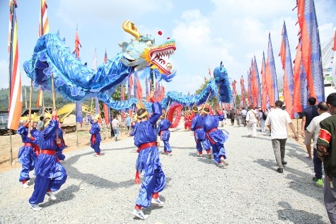 Nghi thức đón tiếp Đức Pháp Vương Gyalwang Drukpa (ảnh: MINH TÂM)