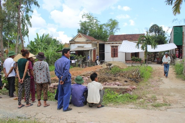 Nhiều vụ tranh chấp đất đai có kết cục đau lòng. Ảnh minh họa đăng trên Báo Lao Động.