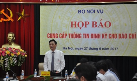 Bộ Nội vụ họp báo cung cấp thông tin định kỳ cho báo chí: Ảnh: HỒNG MINH.